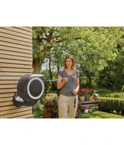 GARDENA Wand-Schlauchbox RollUp 16 GARDENA Wand-Schlauchbox RollUp -Biohort Verkäufe 6725949 WE MO 003 GardenaWandschlauchbox